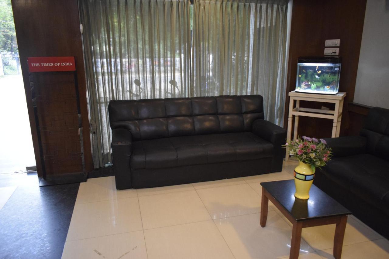 מדוראי Hotel The Nook מראה חיצוני תמונה
